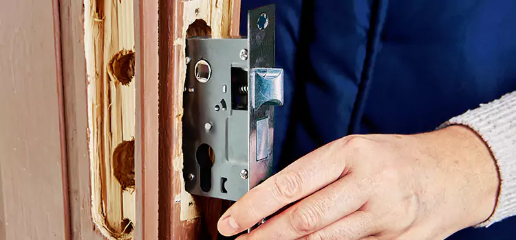 Garage Door Lock Replacement Glen Burnie